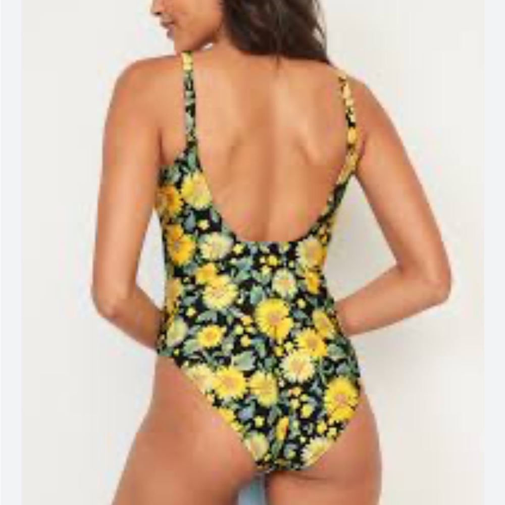 Old navy one piece bathing suit. Never worn. Size L